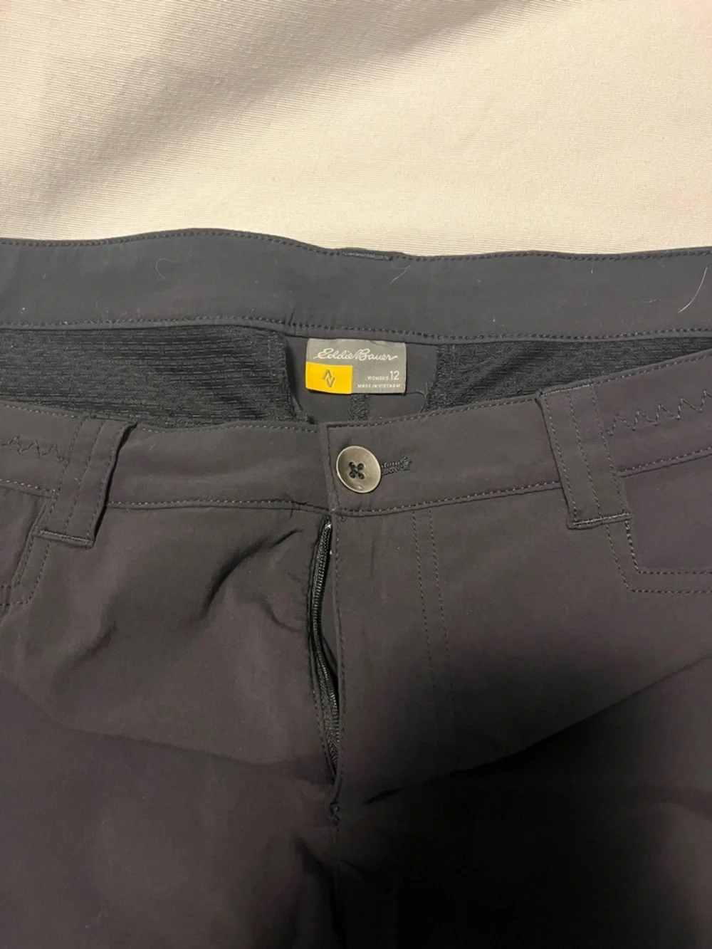 Eddie Bauer Black Women's Bermuda Shorts - Picture 2 of 5
